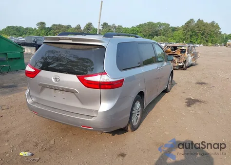 2015 Toyota Sienna Xle 8 Passenger z USA, uszkodzony, nr VIN 5TDYK3DC2FS582546